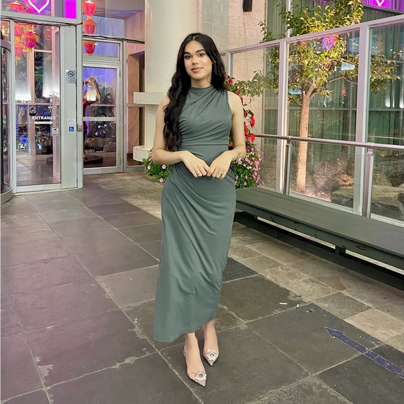 ZARA NEW IN "2023"
.
.
Ref: 3152/200 - Picture 3 of 3